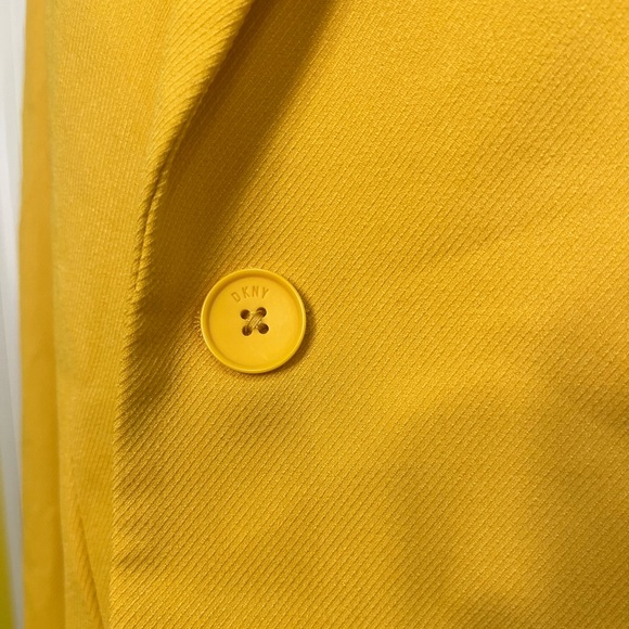 NWT DKNY Yellow Double-Breasted Blazer Size Small - Picture 4 of 12